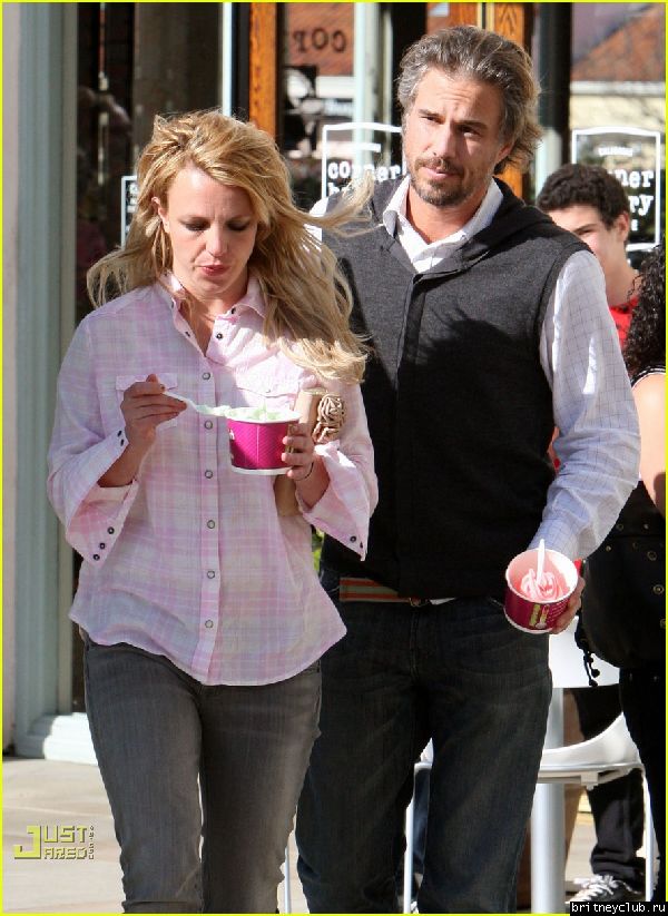 Бритни проводит время с Джейсоном10.jpg(Бритни Спирс, Britney Spears)