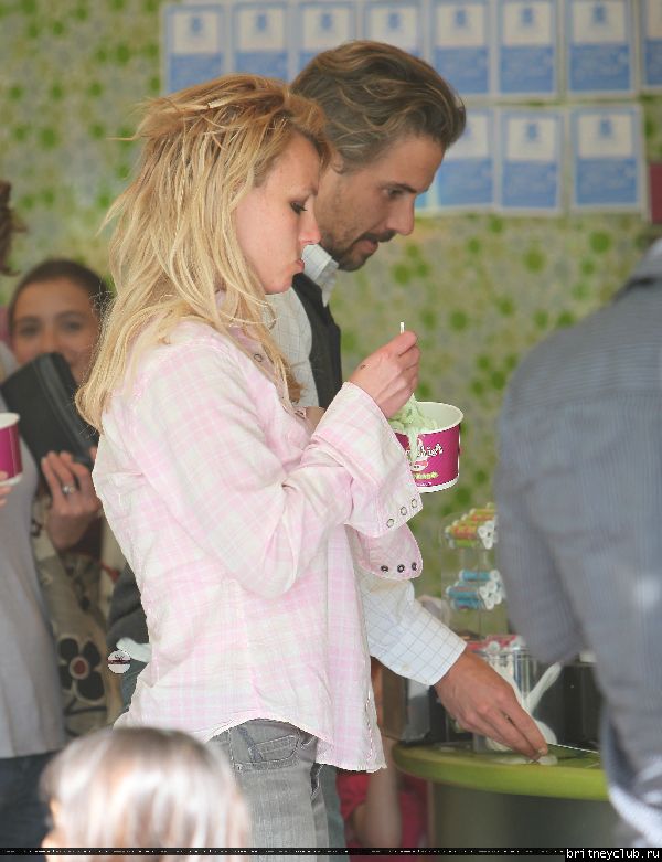 Бритни проводит время с Джейсоном48.jpg(Бритни Спирс, Britney Spears)