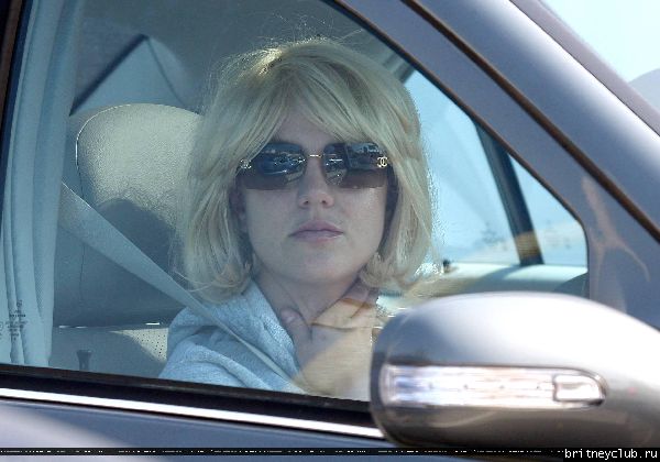 Бритни проводи время в Голливуде11.jpg(Бритни Спирс, Britney Spears)