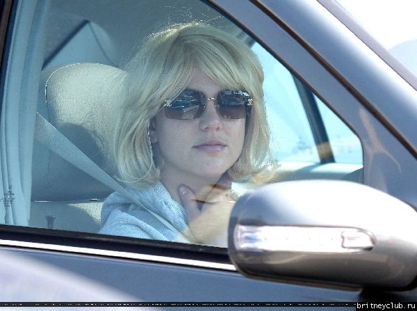 Бритни проводи время в Голливуде12.jpg(Бритни Спирс, Britney Spears)