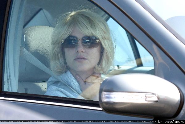 Бритни проводи время в Голливуде13.jpg(Бритни Спирс, Britney Spears)