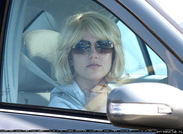 Бритни проводи время в Голливуде15.jpg(Бритни Спирс, Britney Spears)