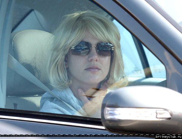 Бритни проводи время в Голливуде17.jpg(Бритни Спирс, Britney Spears)