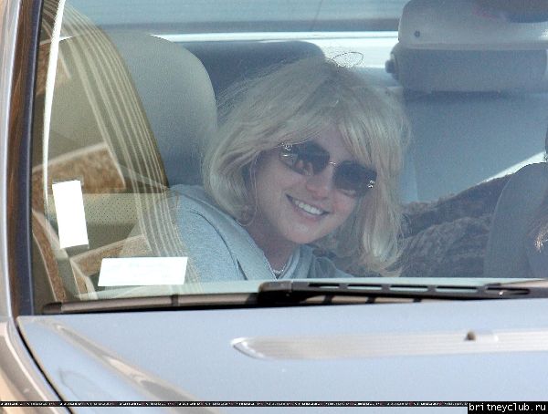 Бритни проводи время в Голливуде23.jpg(Бритни Спирс, Britney Spears)