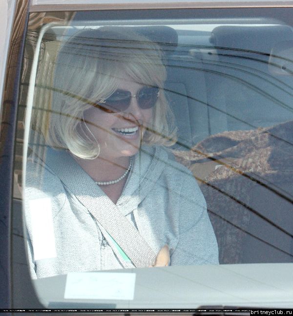 Бритни проводи время в Голливуде28.jpg(Бритни Спирс, Britney Spears)