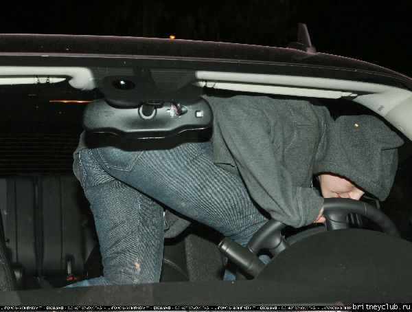 Бритни посещает салон красоты в Сан Фернандо12.jpg(Бритни Спирс, Britney Spears)