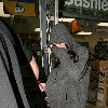 Бритни посещает салон красоты в Сан Фернандо
