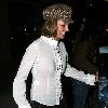 Бритни уезжает из ресторана Ruth