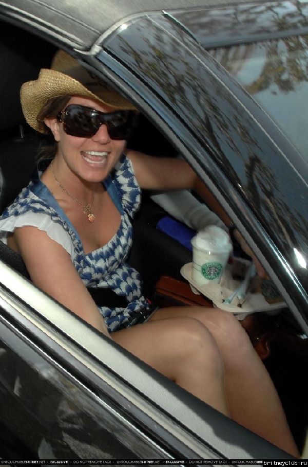 Бритни на шоппинге в Беверли Хиллз12.jpg(Бритни Спирс, Britney Spears)