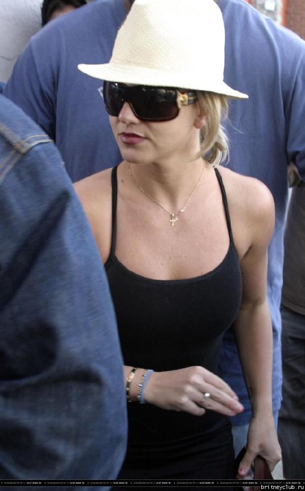 Бритни в Беверли Хиллз09.jpg(Бритни Спирс, Britney Spears)