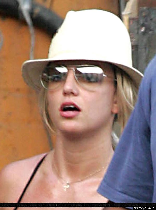 Бритни в Беверли Хиллз15.jpg(Бритни Спирс, Britney Spears)