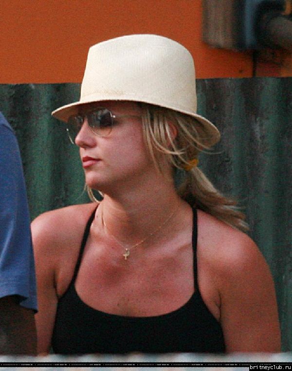 Бритни в Беверли Хиллз20.jpg(Бритни Спирс, Britney Spears)