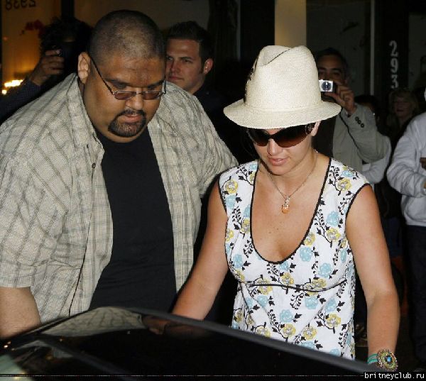 Бритни в Бель Эйр31.jpg(Бритни Спирс, Britney Spears)