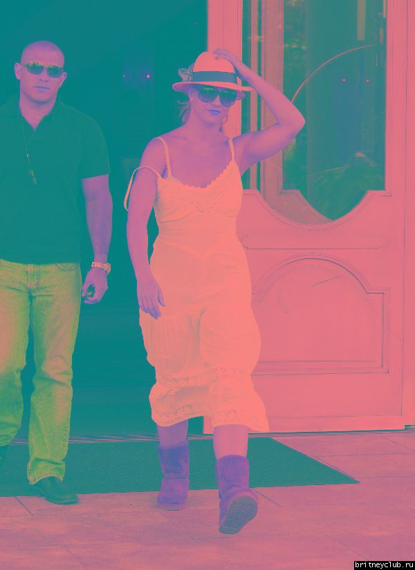 Бритни на шоппинге в Вествуде30.jpg(Бритни Спирс, Britney Spears)