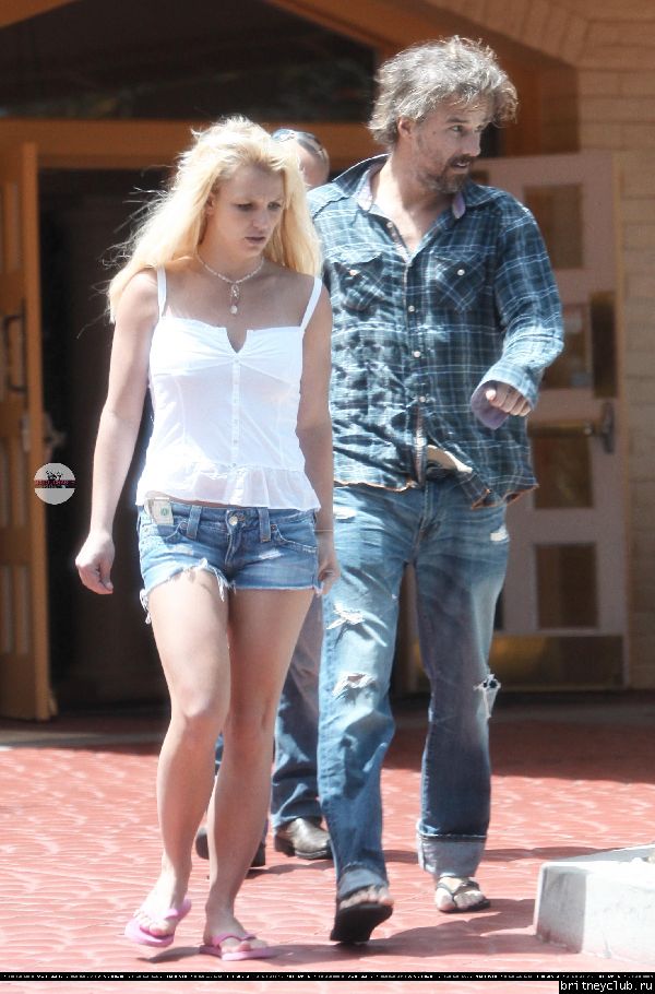 Бритни и Джейсон в Санта Барбаре18.jpg(Бритни Спирс, Britney Spears)