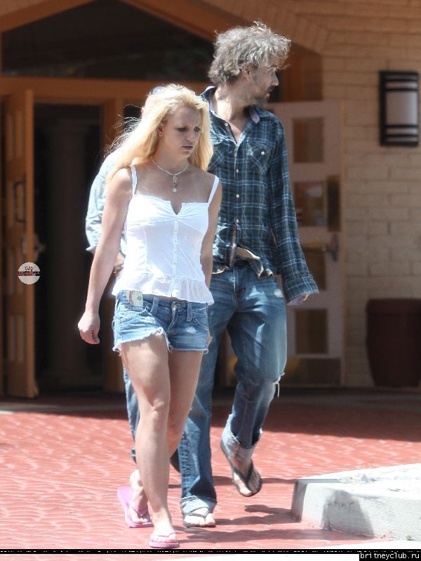 Бритни и Джейсон в Санта Барбаре19.jpg(Бритни Спирс, Britney Spears)
