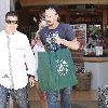 Бритни посещает магазин Williams Sonoma
