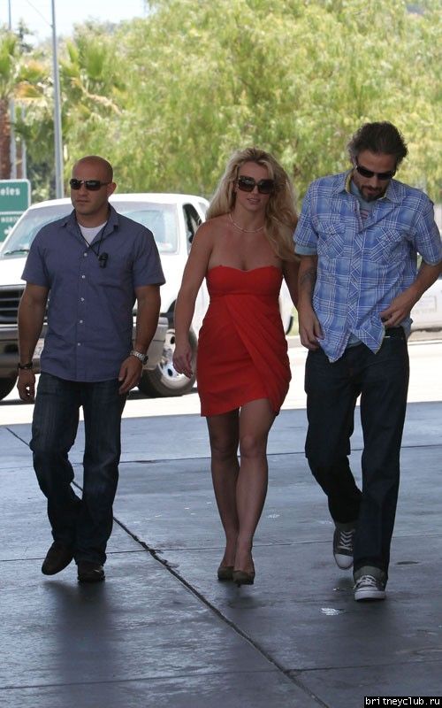 Бритни и Джейсон в Пасадина001.jpg(Бритни Спирс, Britney Spears)