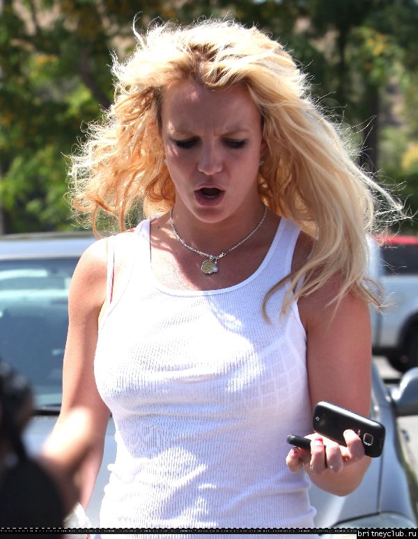 Бритни посещает Starbucks008.jpg(Бритни Спирс, Britney Spears)