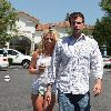 Бритни посещает Starbucks