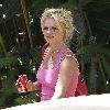 Бритни посещает студию Conway в Лос-Анджелесе