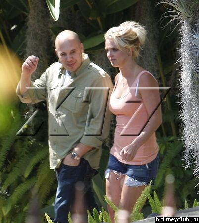 Бритни посещает студию в Лос-Анджелесе15.jpg(Бритни Спирс, Britney Spears)