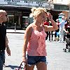 Бритни и Джейсон на шоппинге в Калабасасе