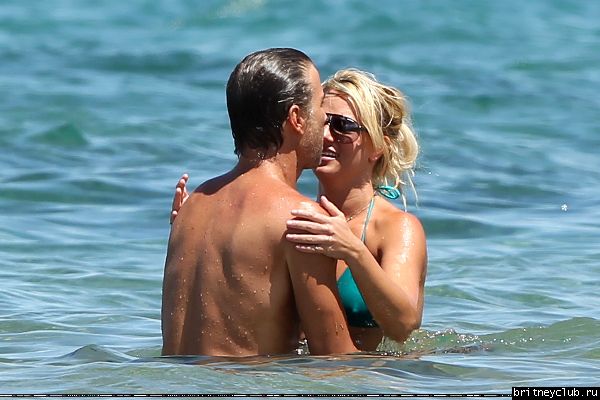 Бритни и Джейсон на Гавайях42.jpg(Бритни Спирс, Britney Spears)