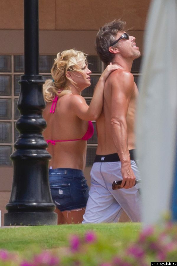 Бритни и Джейсон на Гавайях19.jpg(Бритни Спирс, Britney Spears)