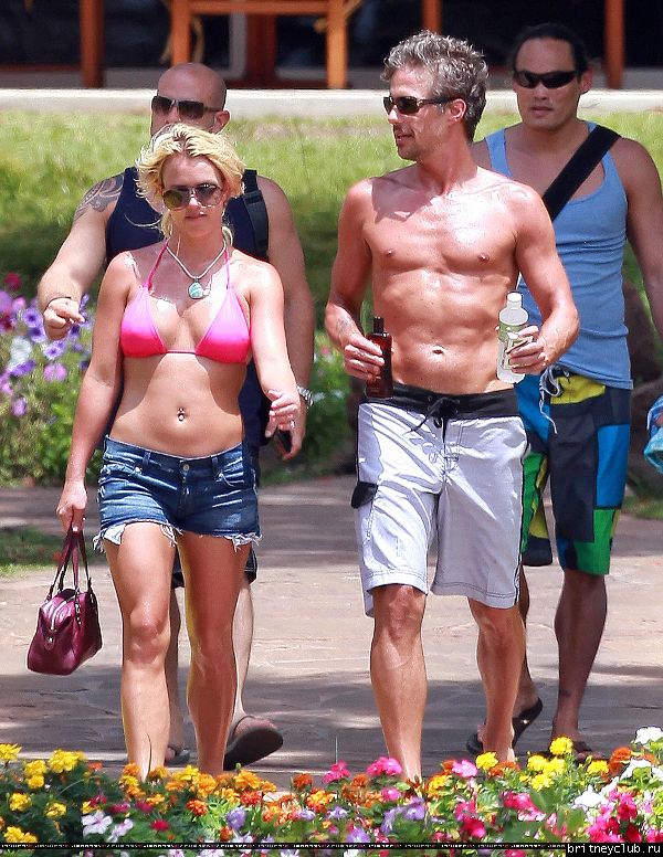Бритни и Джейсон на Гавайях48.jpg(Бритни Спирс, Britney Spears)