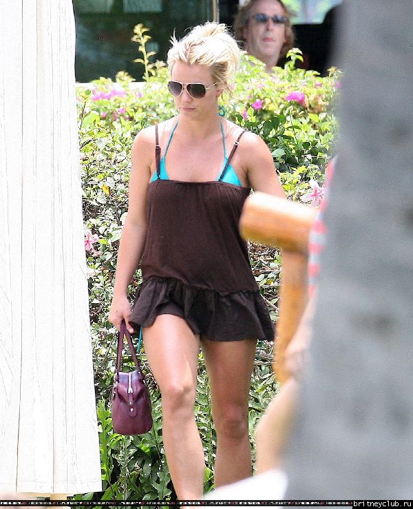 Бритни и Джейсон отдыхают в отеле112.jpg(Бритни Спирс, Britney Spears)