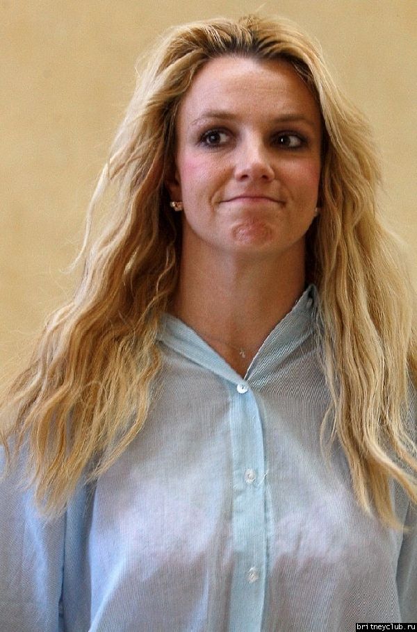 Бритни в Thousand Oaks005.jpg(Бритни Спирс, Britney Spears)