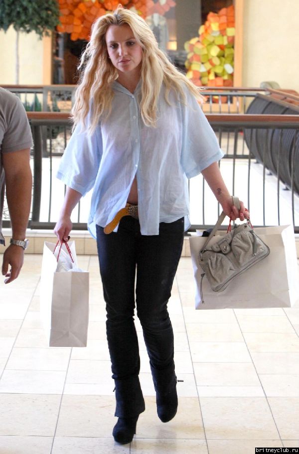 Бритни в Thousand Oaks015.jpg(Бритни Спирс, Britney Spears)