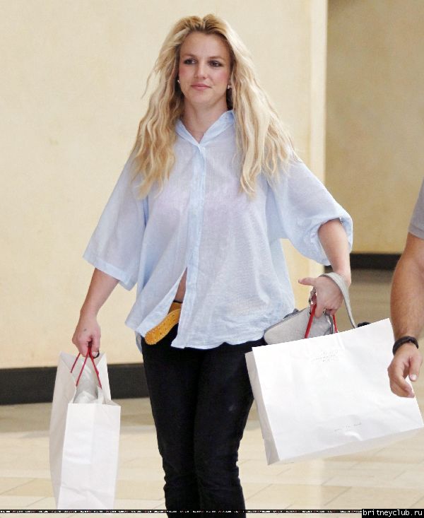 Бритни в Thousand Oaks028.jpg(Бритни Спирс, Britney Spears)