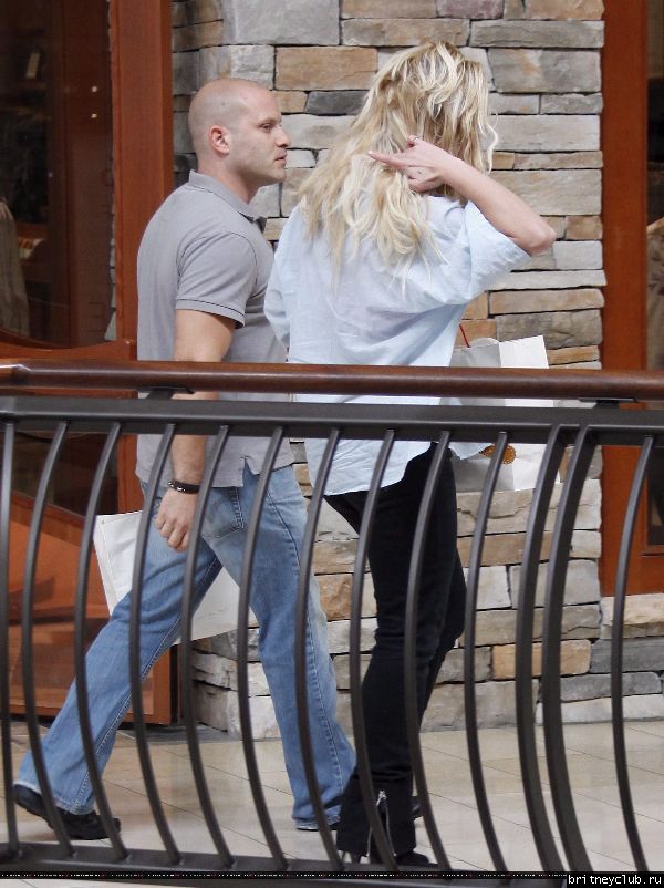 Бритни в Thousand Oaks029.jpg(Бритни Спирс, Britney Spears)