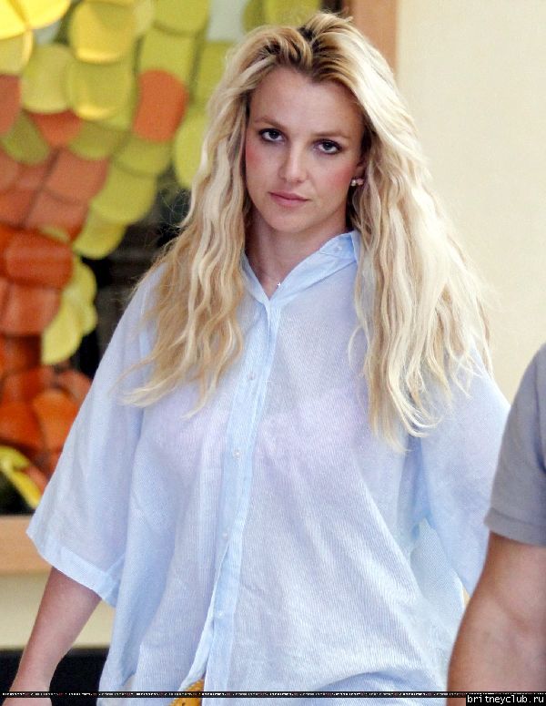 Бритни в Thousand Oaks031.jpg(Бритни Спирс, Britney Spears)