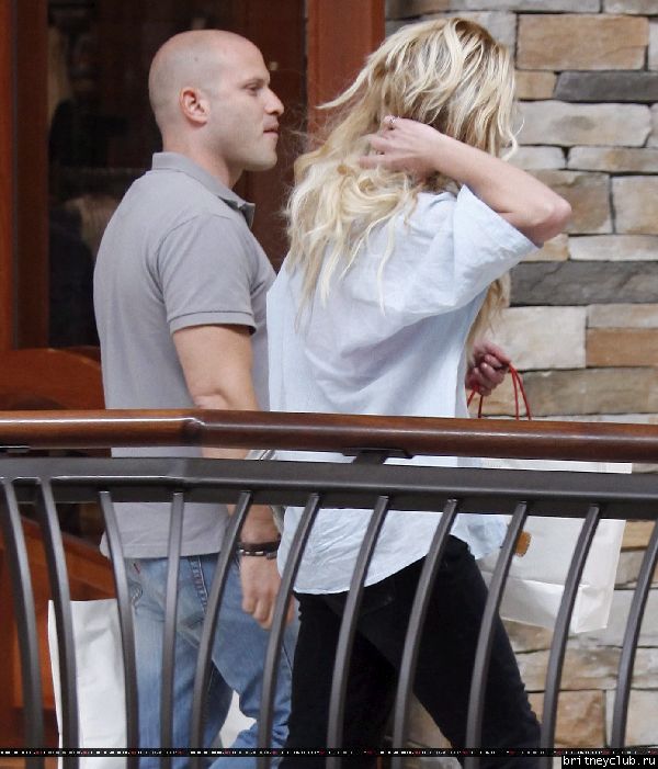 Бритни в Thousand Oaks033.jpg(Бритни Спирс, Britney Spears)