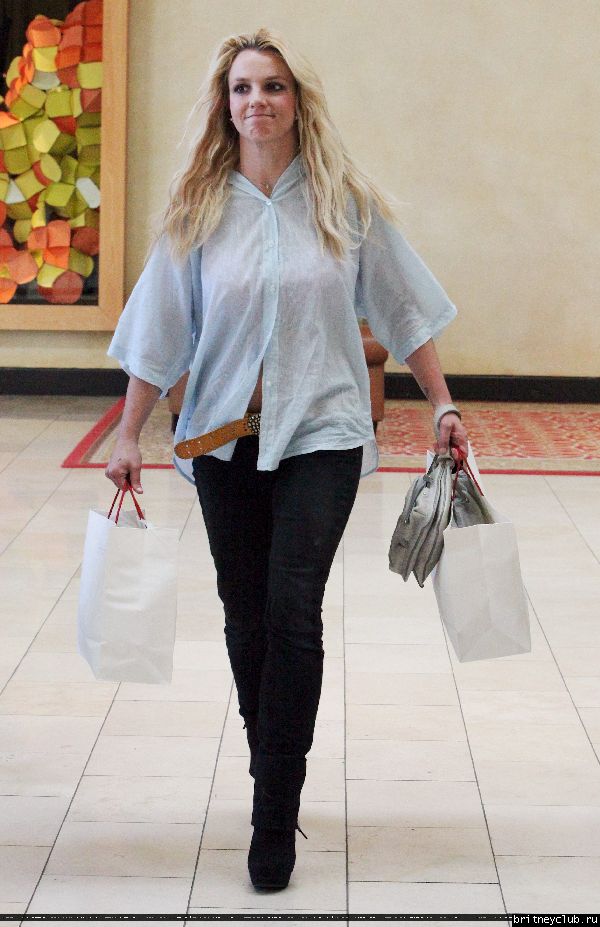 Бритни в Thousand Oaks060.jpg(Бритни Спирс, Britney Spears)