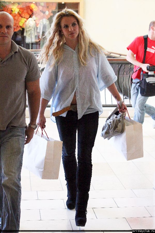 Бритни в Thousand Oaks063.jpg(Бритни Спирс, Britney Spears)