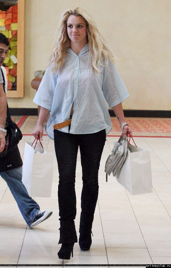 Бритни в Thousand Oaks064.jpg(Бритни Спирс, Britney Spears)