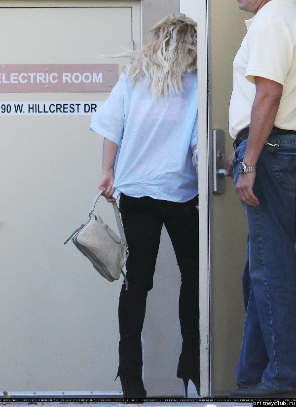 Бритни в Thousand Oaks068.jpg(Бритни Спирс, Britney Spears)