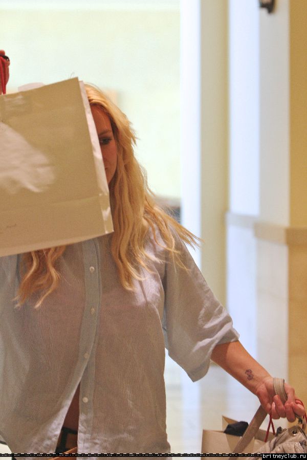 Бритни в Thousand Oaks070.jpg(Бритни Спирс, Britney Spears)