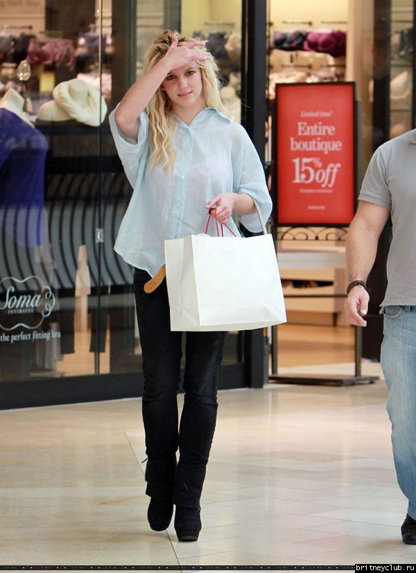 Бритни в Thousand Oaks076.jpg(Бритни Спирс, Britney Spears)