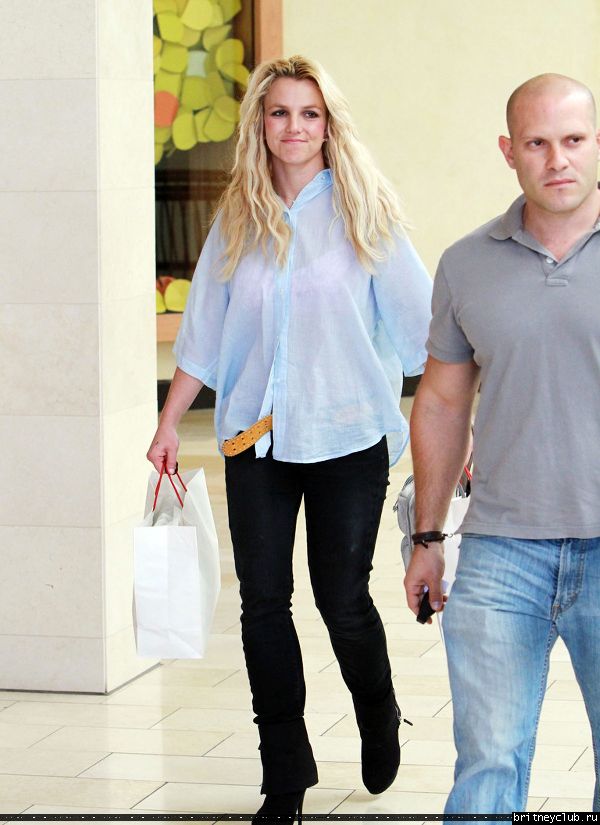 Бритни в Thousand Oaks087.jpg(Бритни Спирс, Britney Spears)