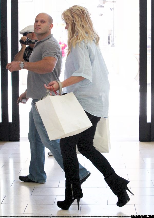 Бритни в Thousand Oaks097.jpg(Бритни Спирс, Britney Spears)