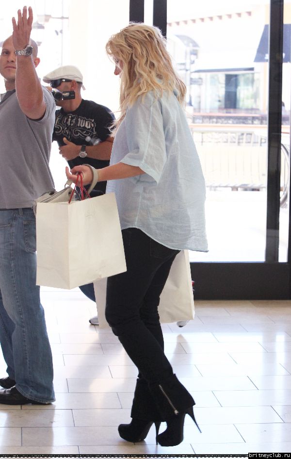 Бритни в Thousand Oaks099.jpg(Бритни Спирс, Britney Spears)
