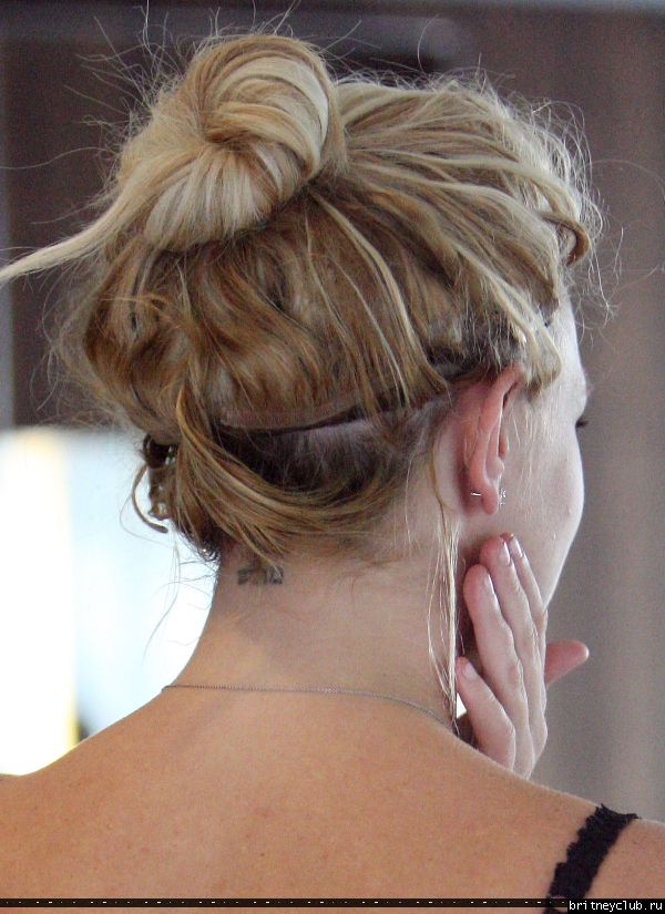 Бритни делает покупки в Беверли Хиллз60.jpg(Бритни Спирс, Britney Spears)