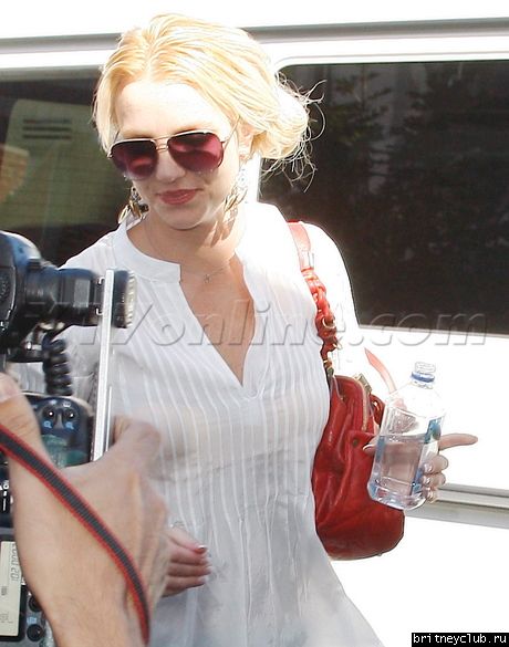 Бритни в Беверли Хиллз77.jpg(Бритни Спирс, Britney Spears)