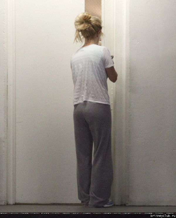 Бритни и Джейсон в Беверли Хиллз15.jpg(Бритни Спирс, Britney Spears)