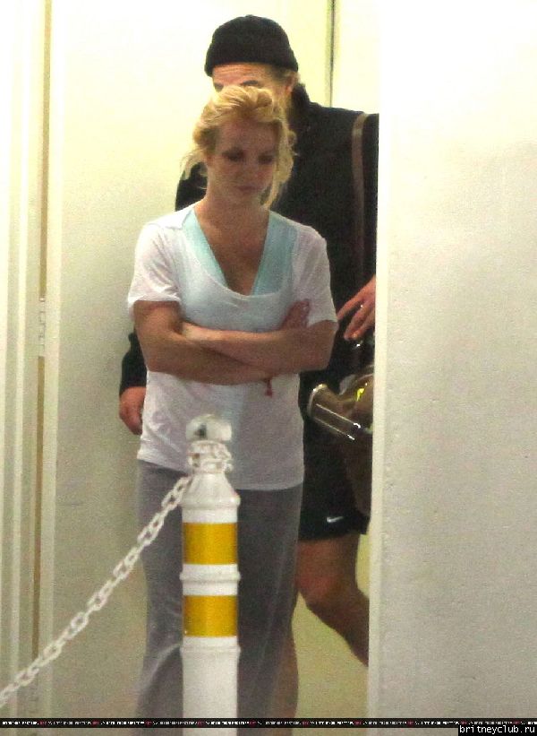Бритни и Джейсон в Беверли Хиллз31.jpg(Бритни Спирс, Britney Spears)